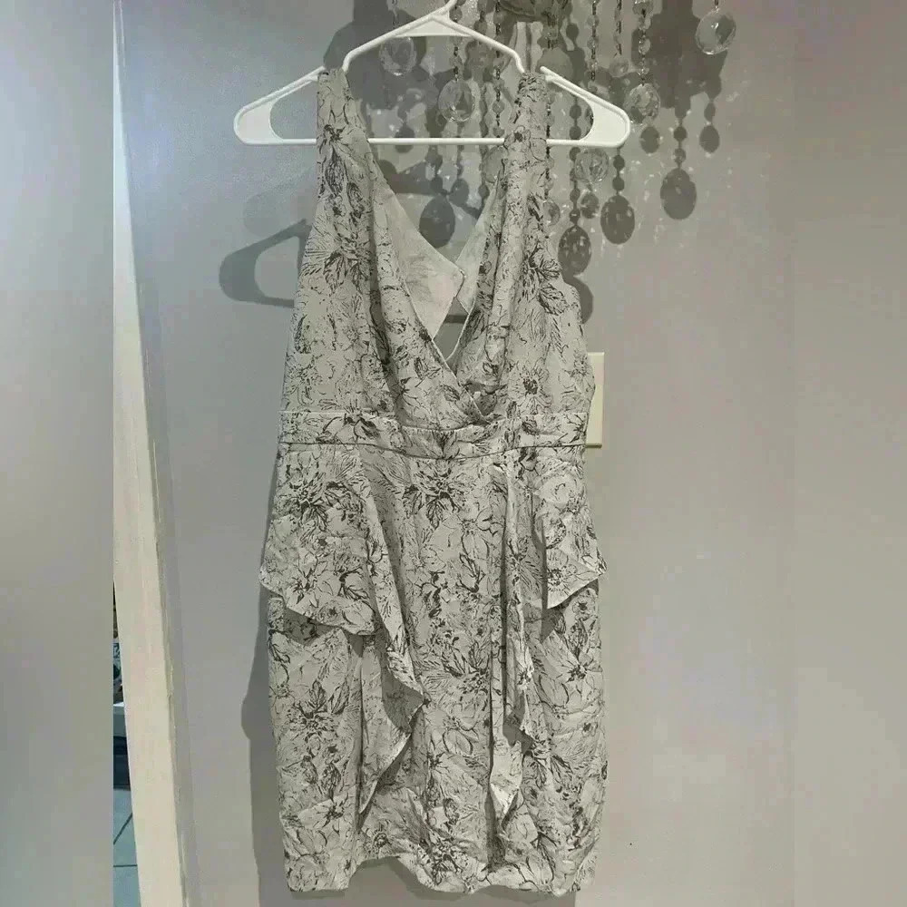 Kut From The Kloth Floral Ruffle Dress. NWT - Picture 2 of 6